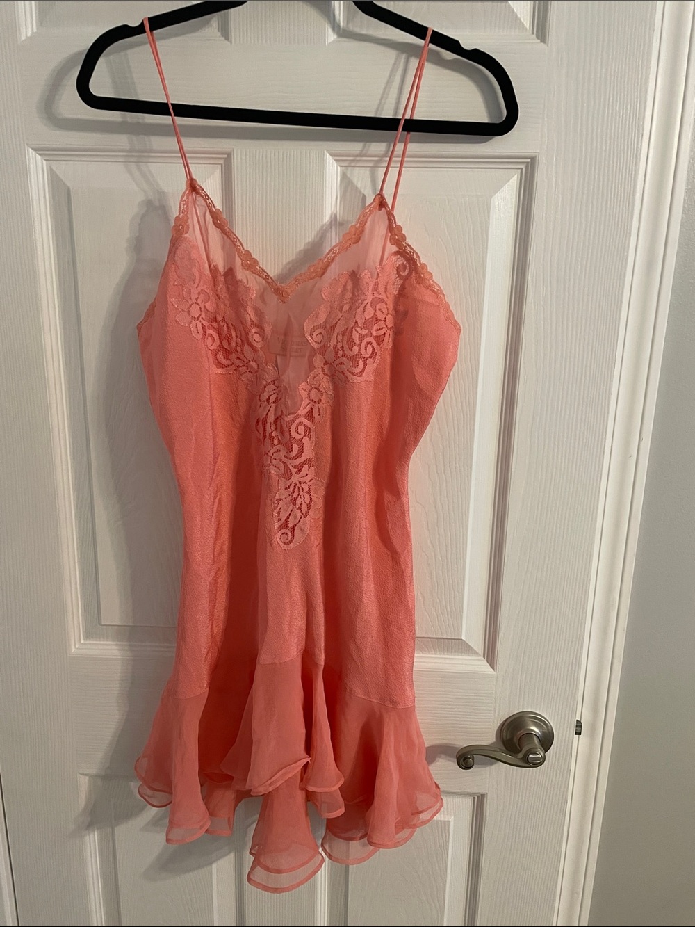 Vintage gold label Victoria's Secret pink Coral Lace-Trim Sheer Chemise y2k